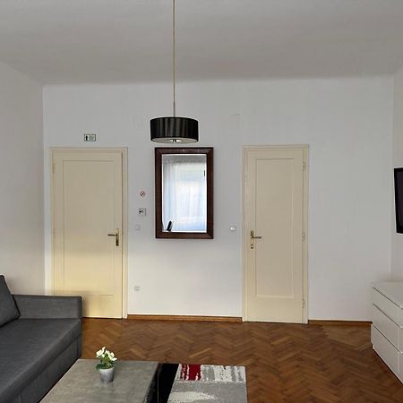 Studio Apartman Thalia Zagreb Exterior foto
